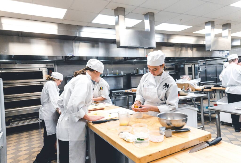 Culiary Arts students in the lab