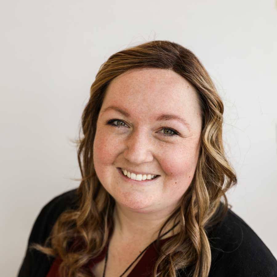 Headshot Mariah White